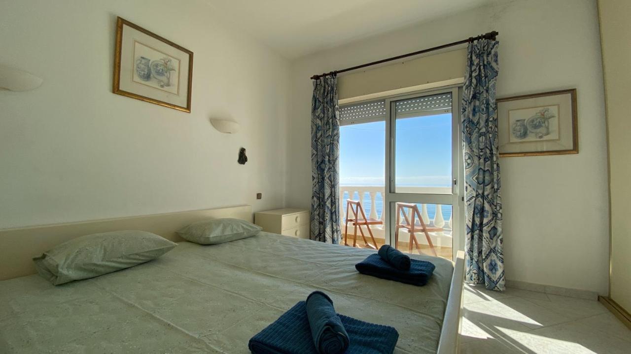 Rosa Guest House #6 - Com Vista Mar, Mesmo Em Frente A Praia Do Inatel Em アルブフェイラ エクステリア 写真