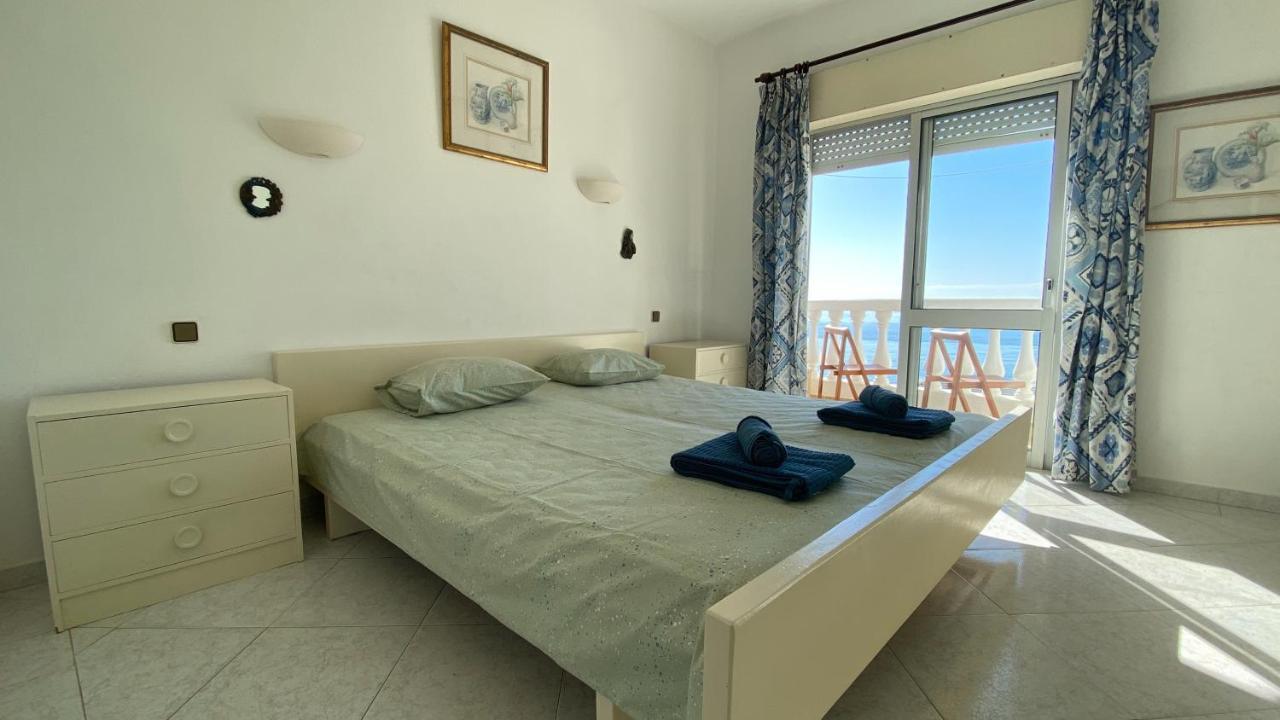 Rosa Guest House #6 - Com Vista Mar, Mesmo Em Frente A Praia Do Inatel Em アルブフェイラ エクステリア 写真